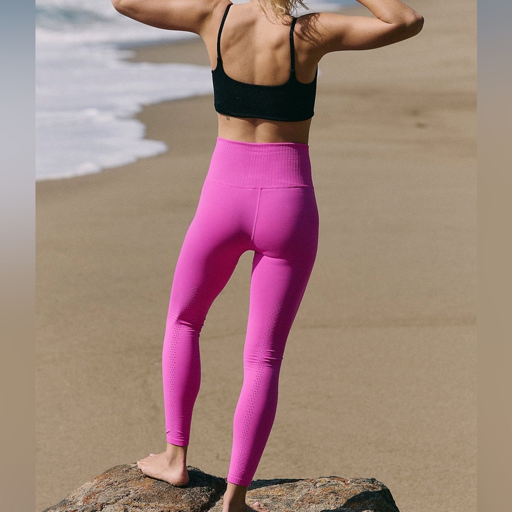 NWOT High-Rise 7/8 Length Good Karma Leggings - Picture 2 of 9